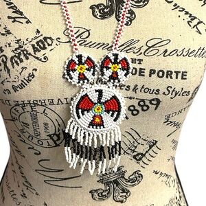 Vintage Native American beaded necklace